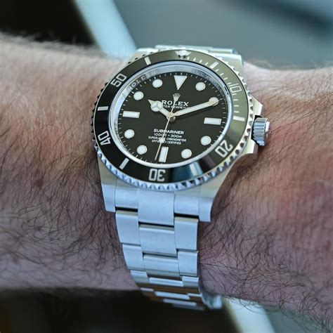 Rolex submariner 124060 price